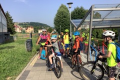 87EAFE1E-E589-4660-BF72-AA8AA5FEEE8F