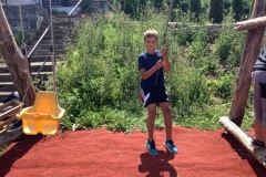 FF04CCB7-1653-453B-AC9C-F315A3200BA4